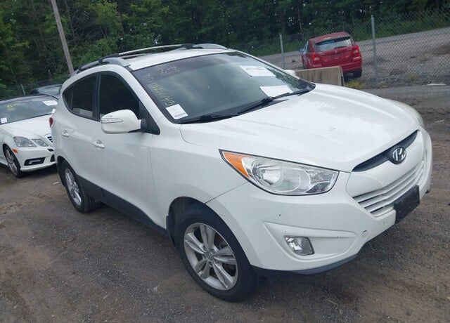 2013 HYUNDAI Tucson