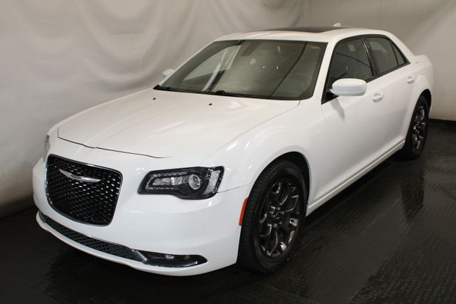 2016 CHRYSLER 300