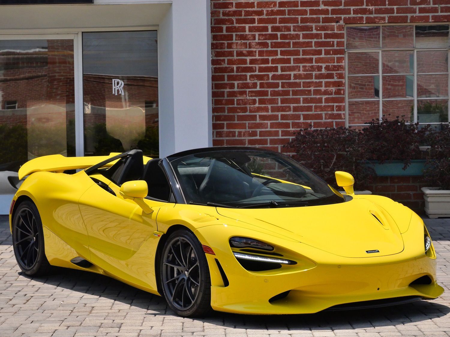 2027 MCLAREN 750S