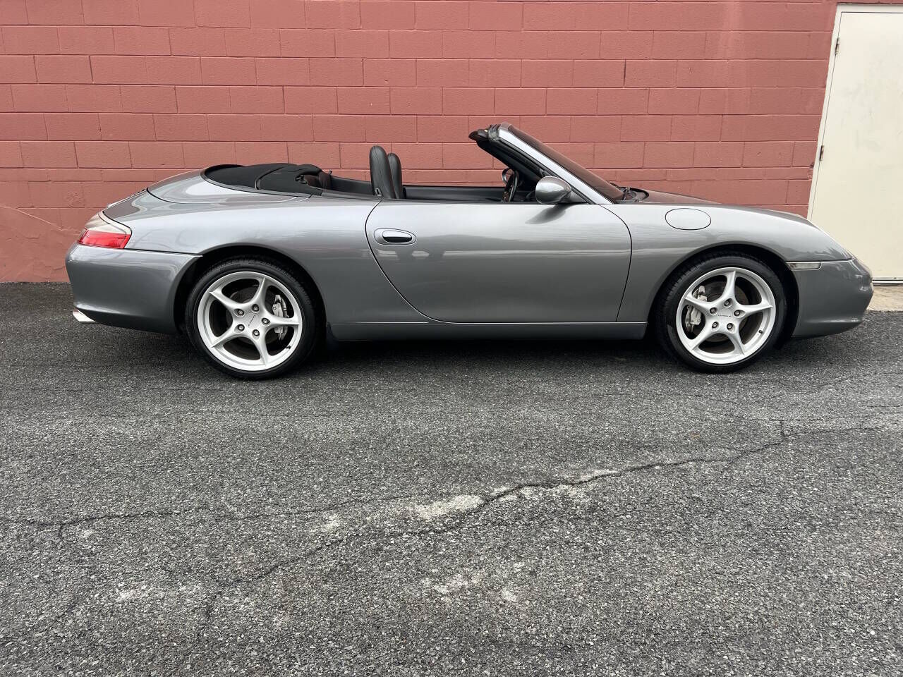 2002 PORSCHE 911