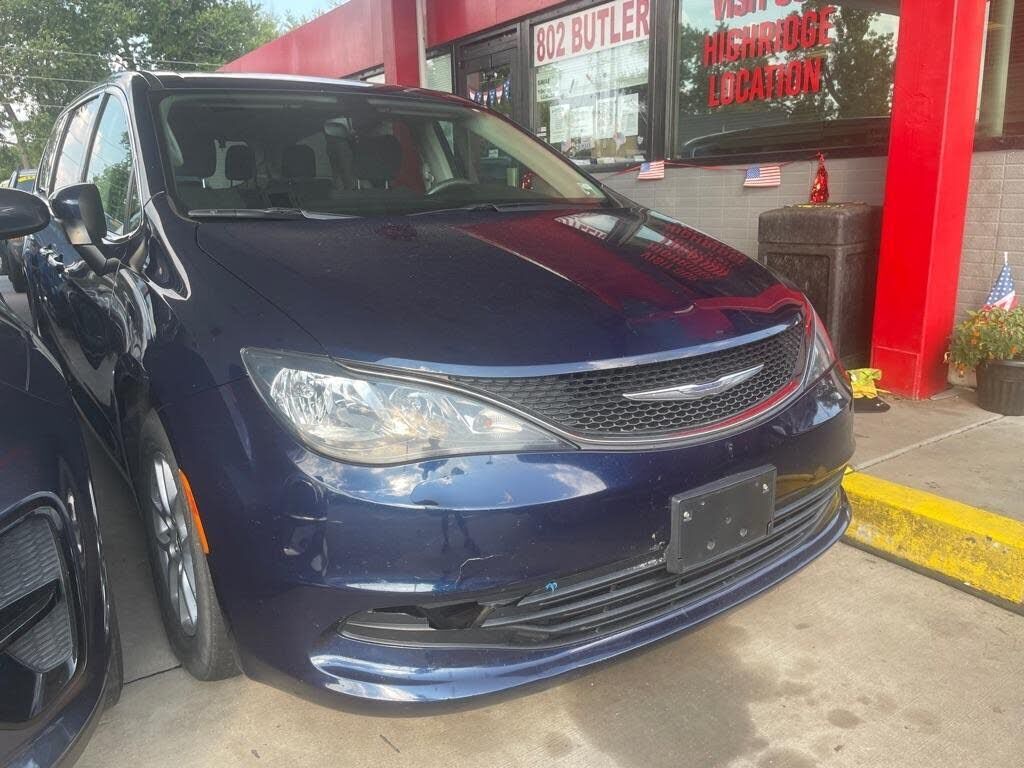 2017 CHRYSLER Pacifica