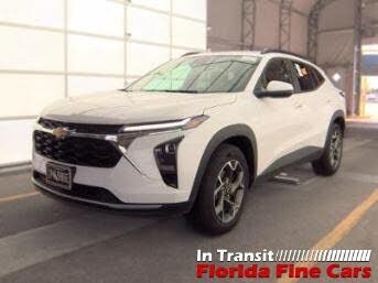 2025 CHEVROLET Trax