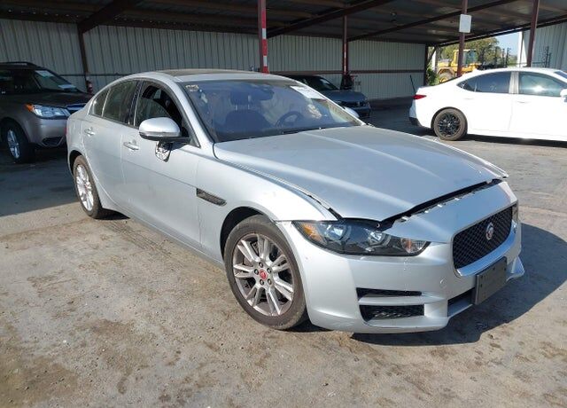 2018 JAGUAR XE