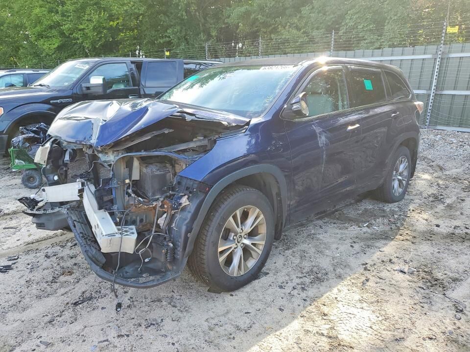 2016 TOYOTA Highlander