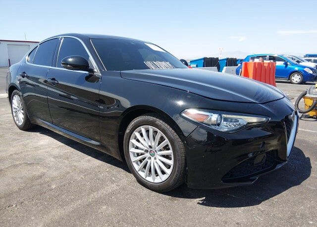 2021 ALFA ROMEO Giulia
