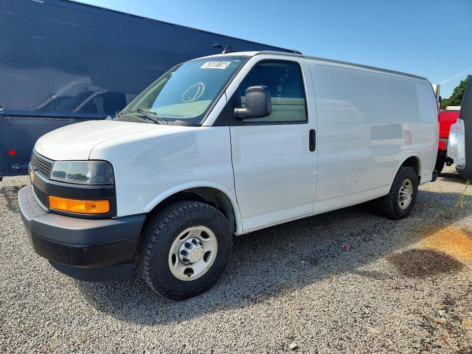 2022 CHEVROLET Express