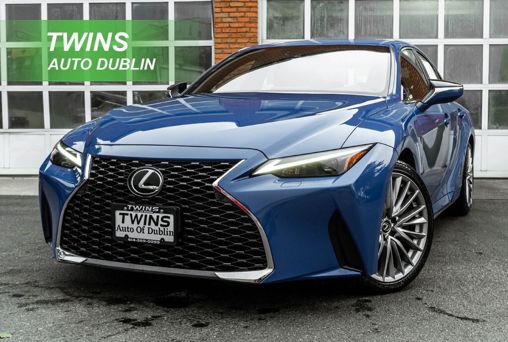 2024 LEXUS IS