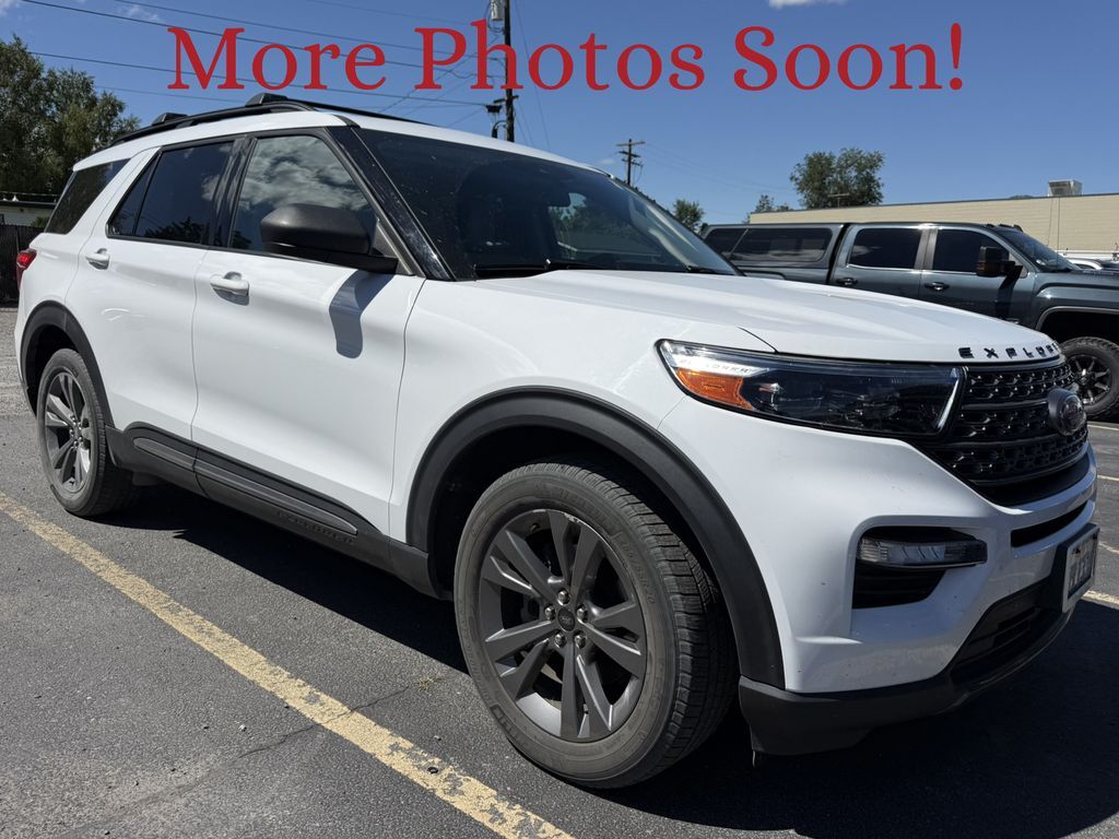 2021 FORD Explorer