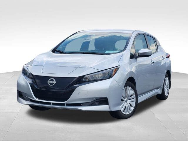 2023 NISSAN Leaf