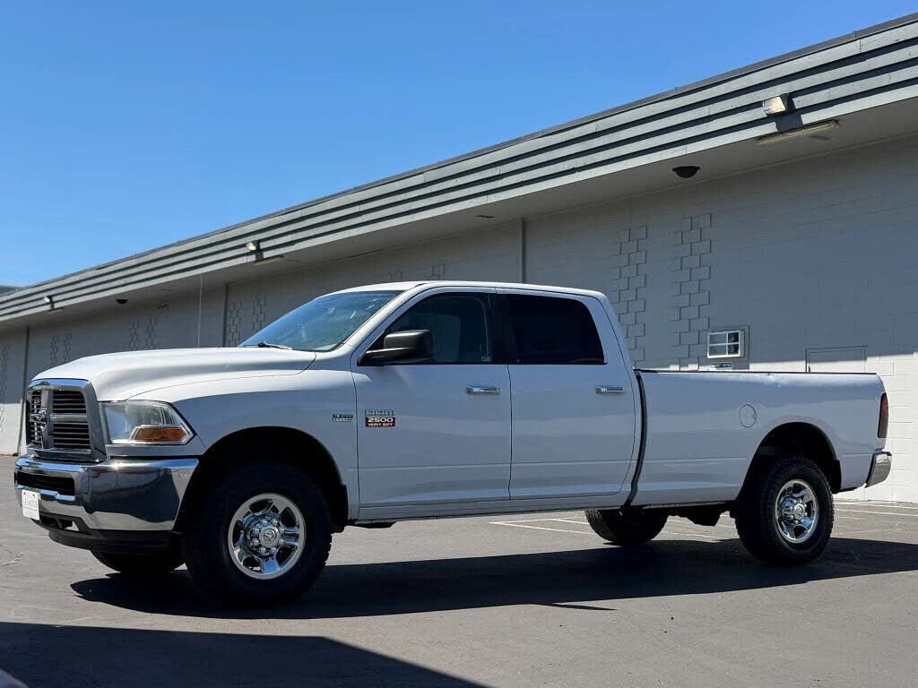 2012 DODGE Ram