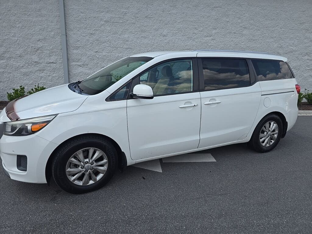 2017 KIA Sedona