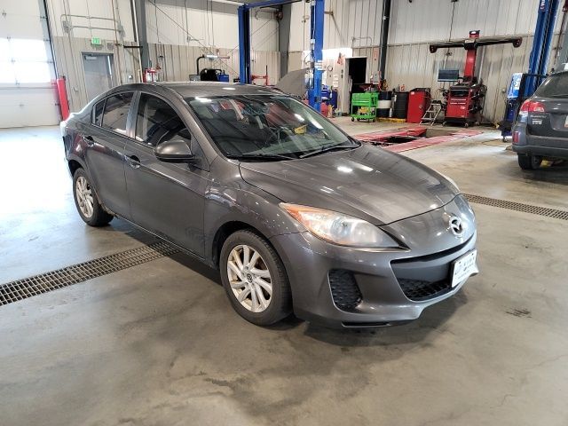 2013 MAZDA Mazda3