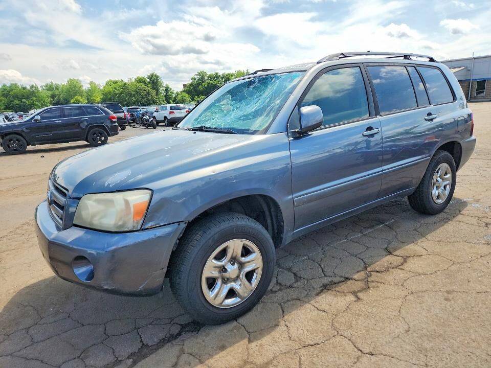 2005 TOYOTA Highlander