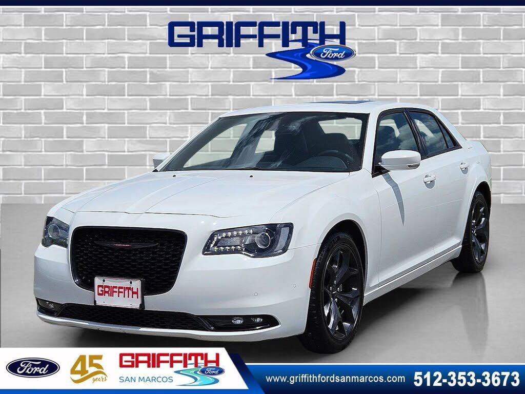 2023 CHRYSLER 300