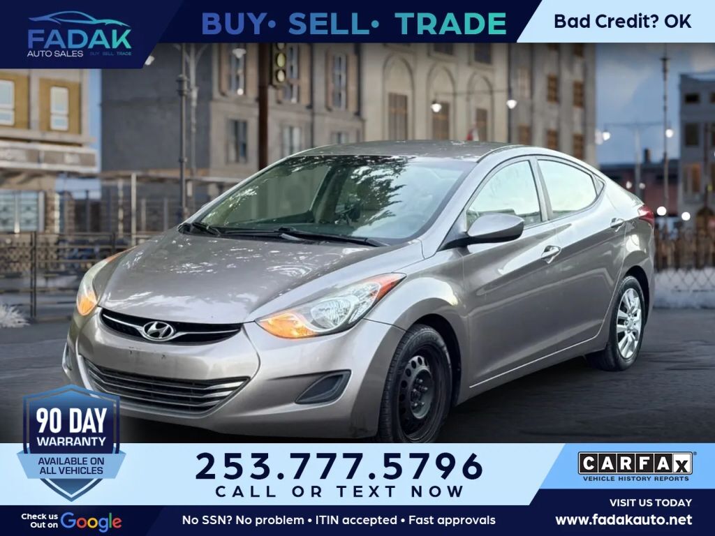 2012 HYUNDAI Elantra