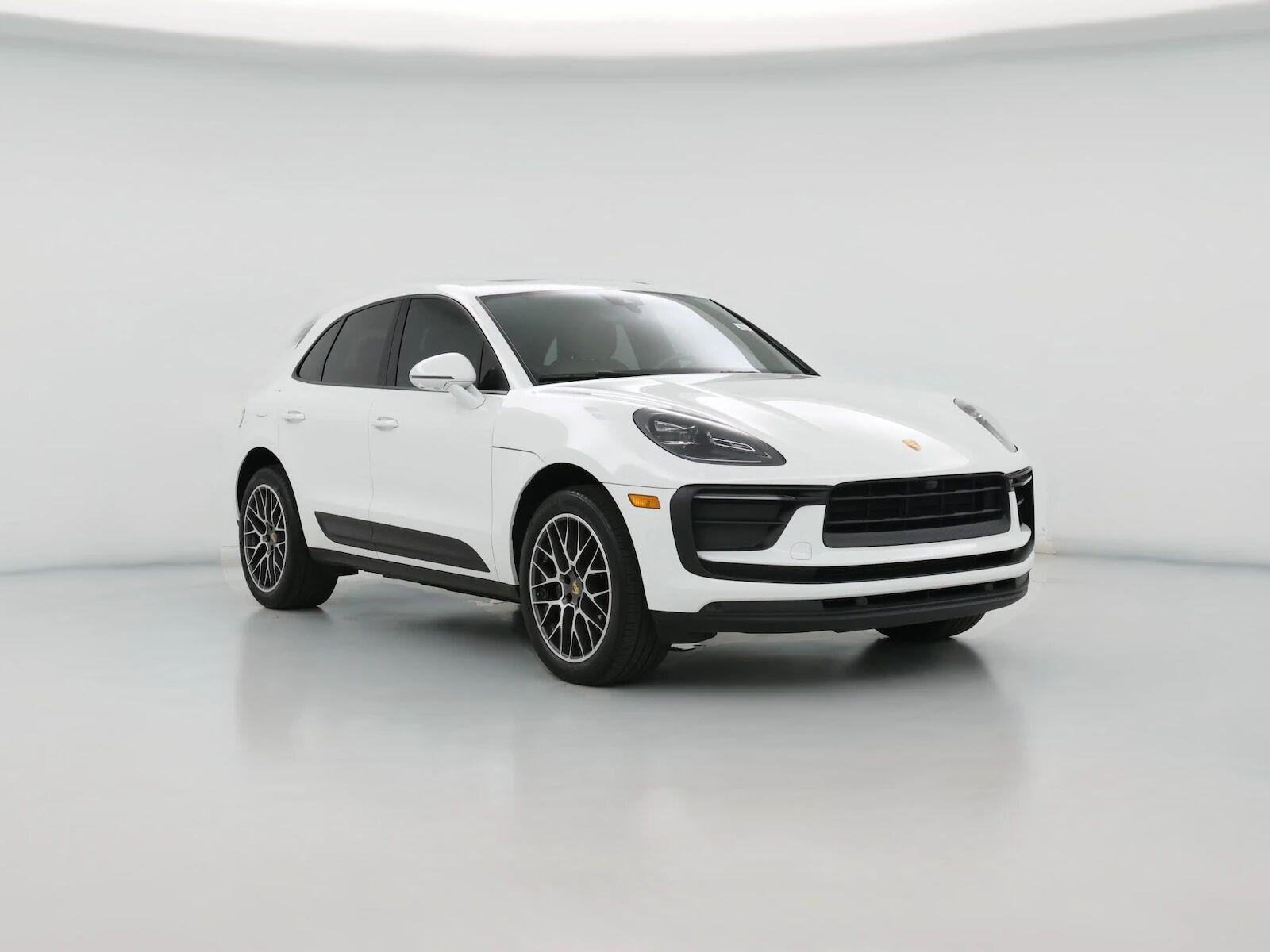2022 PORSCHE Macan