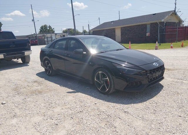 2023 HYUNDAI Elantra