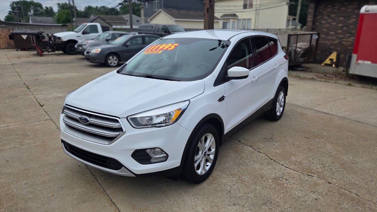 2017 FORD Escape