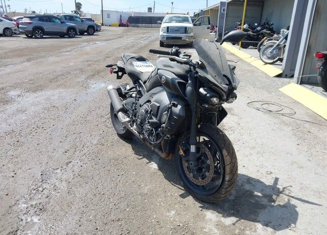 2022 YAMAHA MT-10