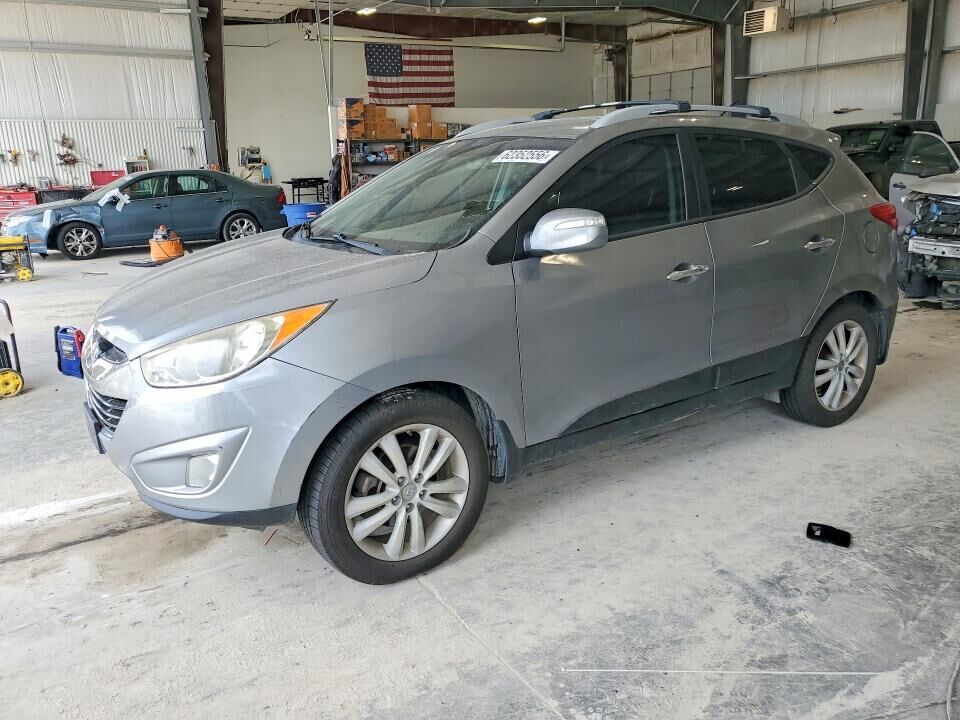 2013 HYUNDAI Tucson