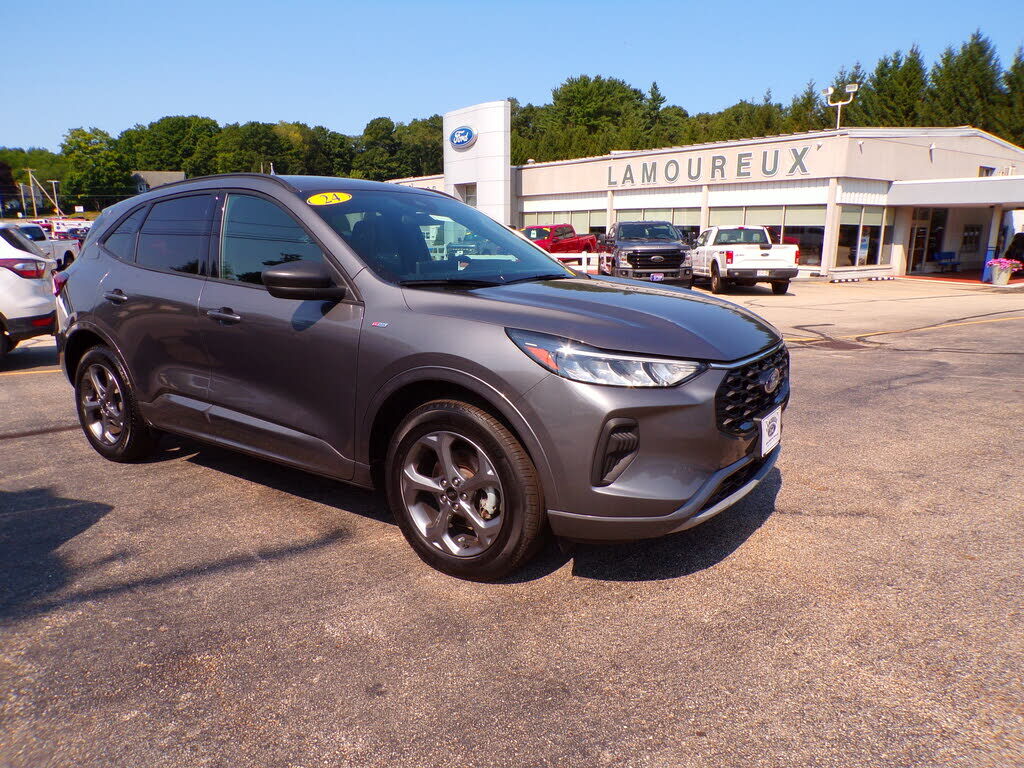 2024 FORD Escape