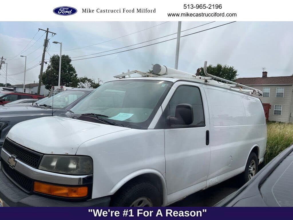 2011 CHEVROLET Express