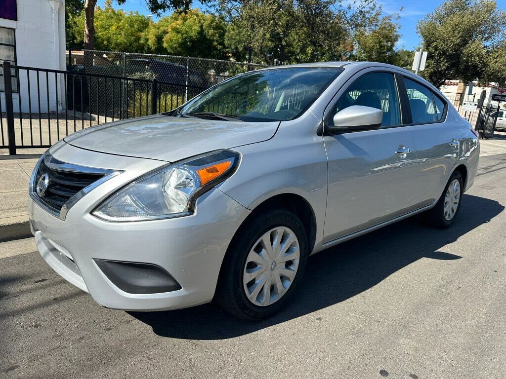2018 NISSAN Versa