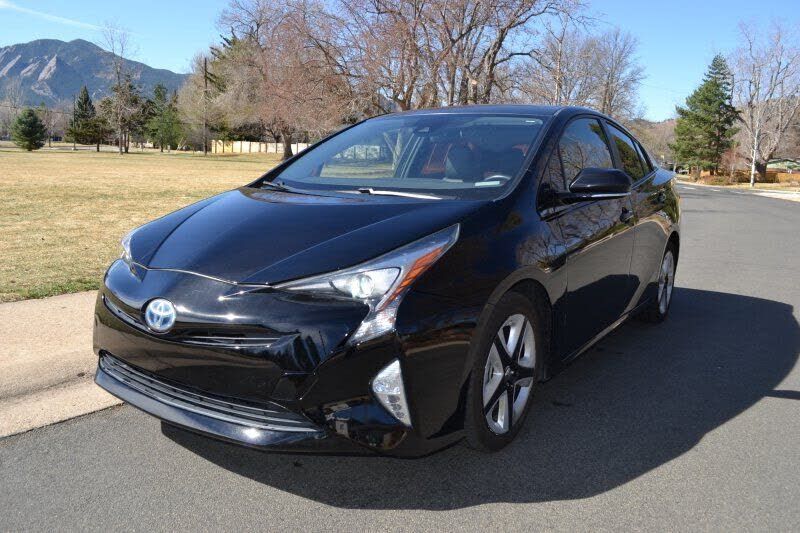 2016 TOYOTA PRIUS