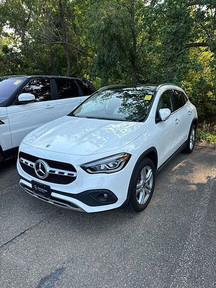 2022 MERCEDES-BENZ GLA-Class