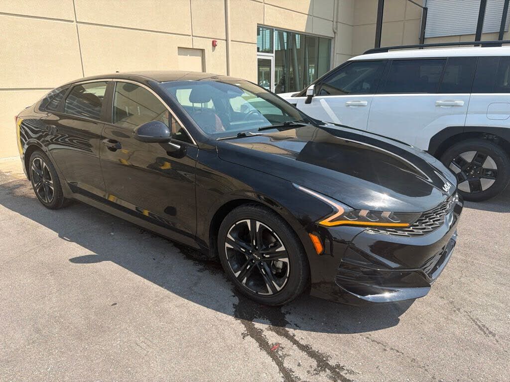2023 KIA K5