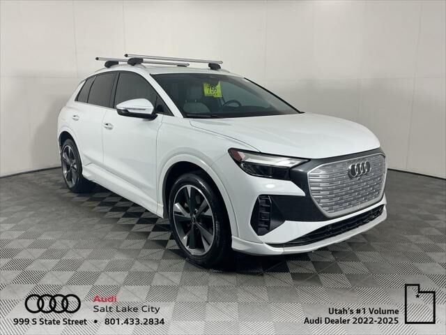 2022 AUDI Q4