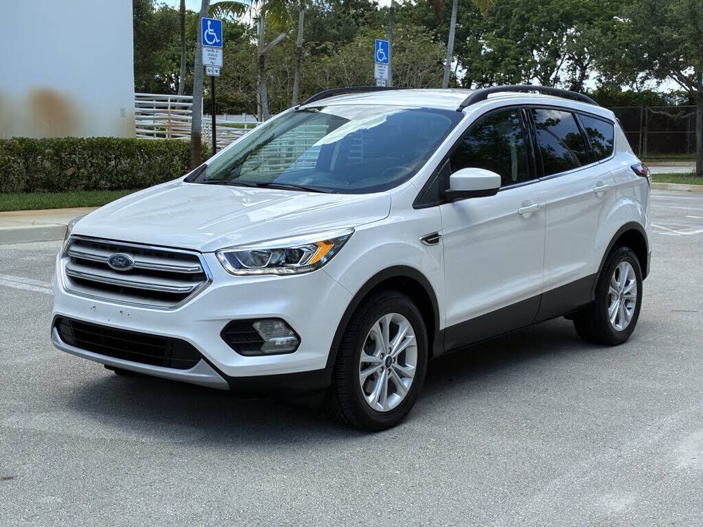 2018 FORD Escape