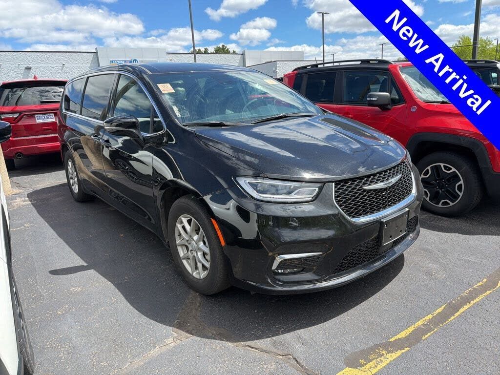 2025 CHRYSLER Pacifica
