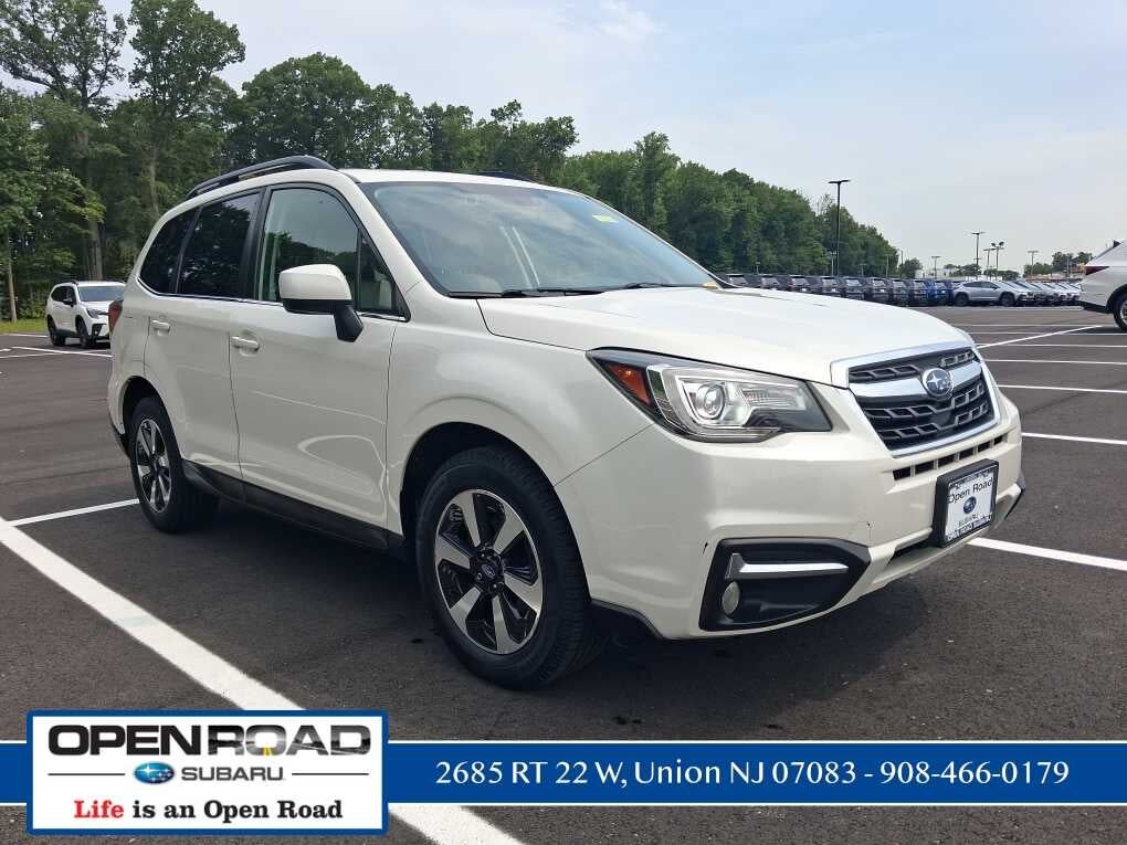 2017 SUBARU Forester