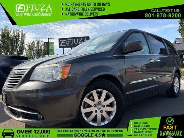 2015 CHRYSLER Town and Country