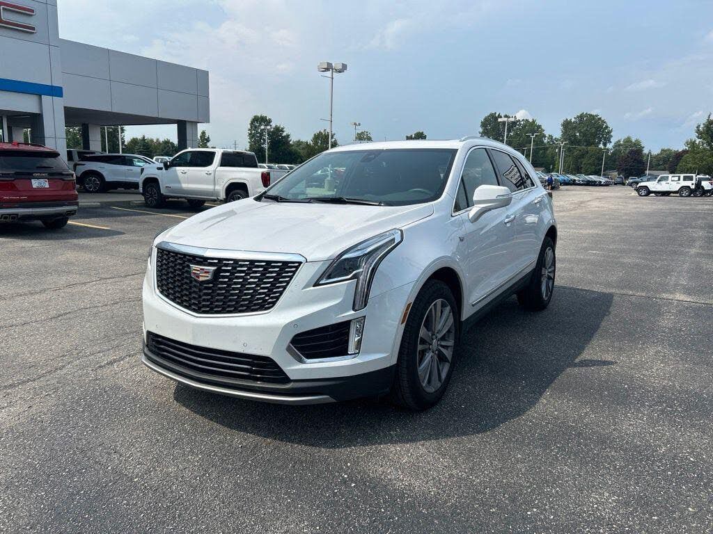 2025 CADILLAC XT5