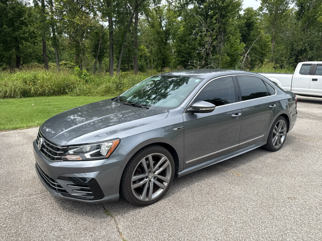 2017 VOLKSWAGEN Passat