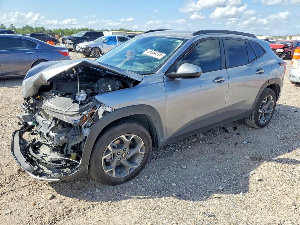 2026 CHEVROLET Trax