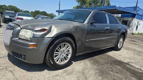 2010 CHRYSLER 300
