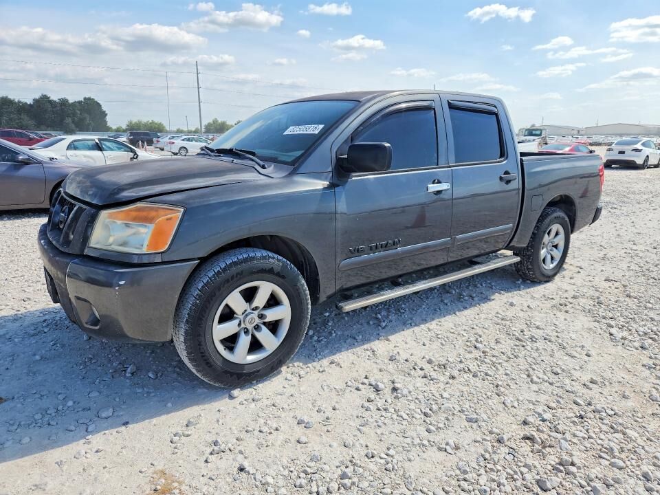 2012 NISSAN Titan