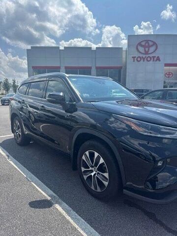 2021 TOYOTA Highlander