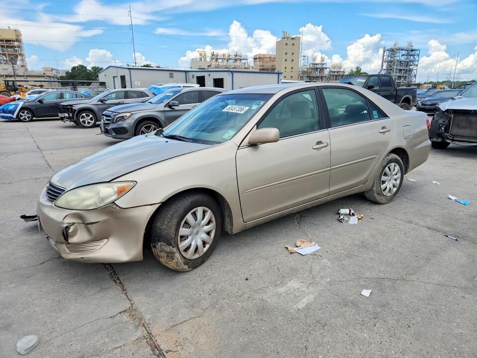 2005 TOYOTA Camry