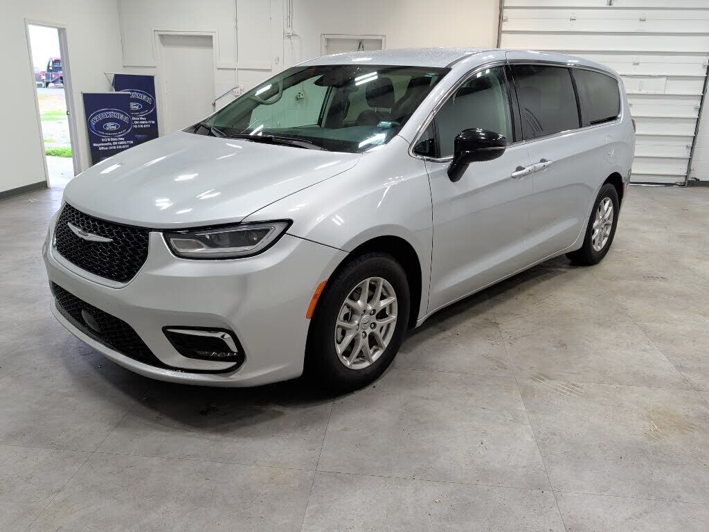 2024 CHRYSLER Pacifica