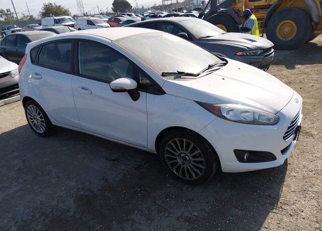 2015 FORD Fiesta