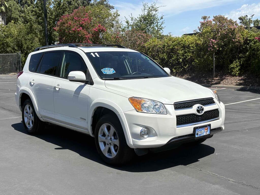 2011 TOYOTA RAV4