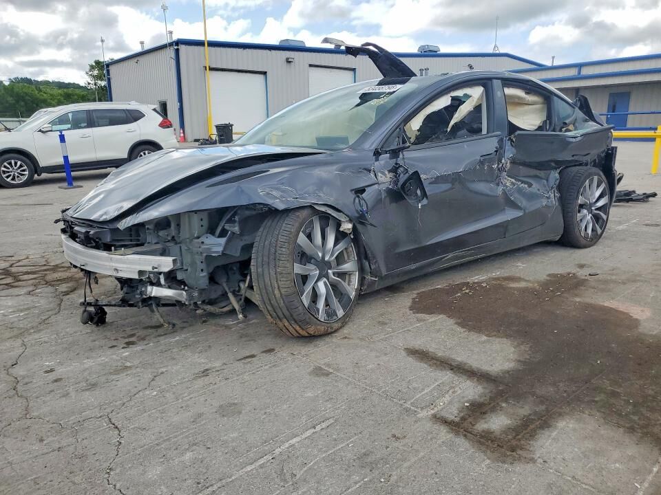 2024 TESLA Model 3
