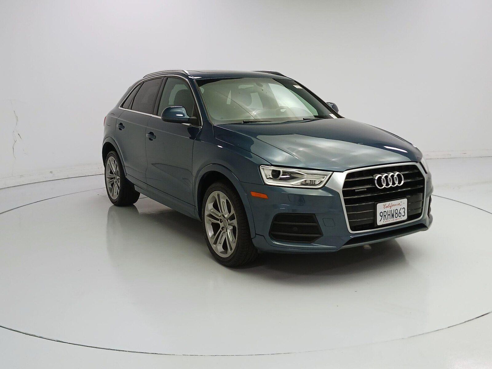 2016 AUDI Q3