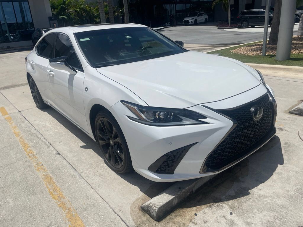2024 LEXUS ES