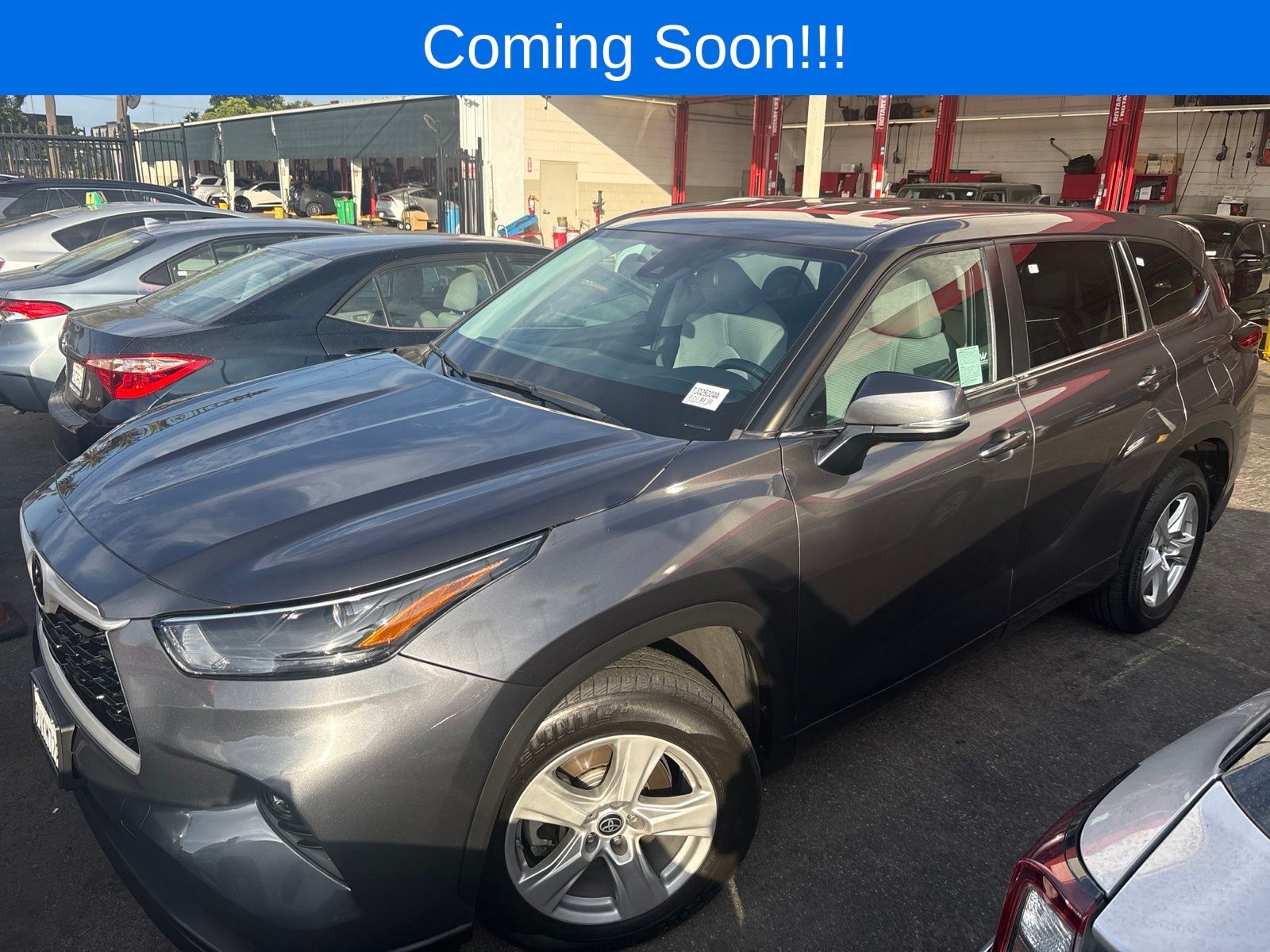 2023 TOYOTA Highlander