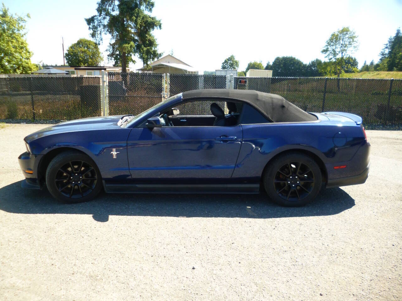 2011 FORD Mustang